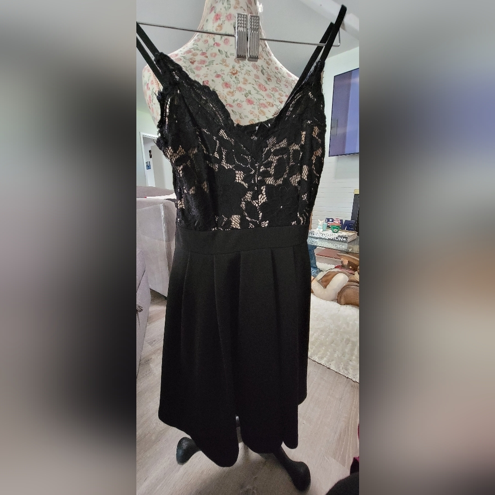 Windsor Elegant Black Lace Jumpsuit Size Small
